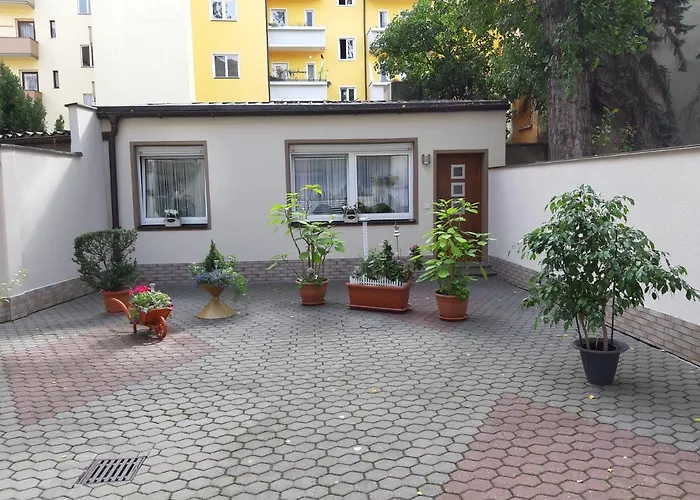 Apartament Singerstr 14 *